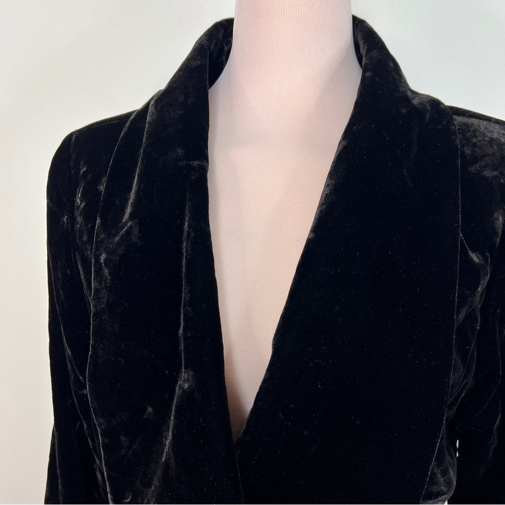 VNT Silk Assets Black Velvet Cropped Blazer Jackets with Shawl Collar - Size L - Picture 6 of 10